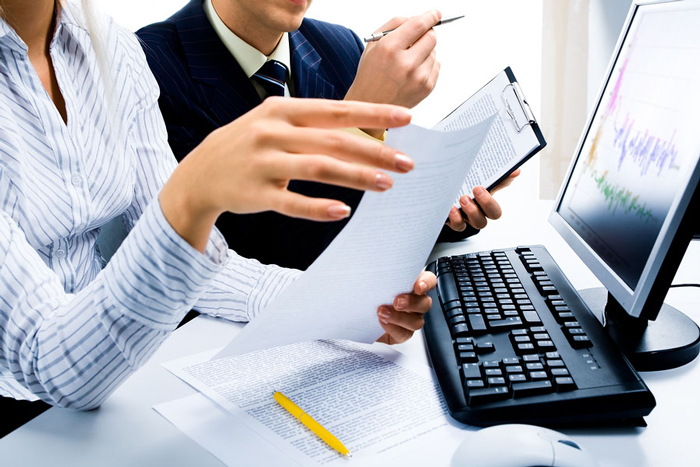Payroll-Service 6 Things to Consider When Choosing a Payroll Provider