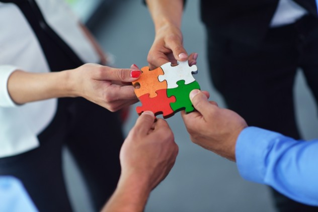 shutterstock_155341358-632×422 5 Smart Strategies for Balancing Collaboration and Decision-Making
